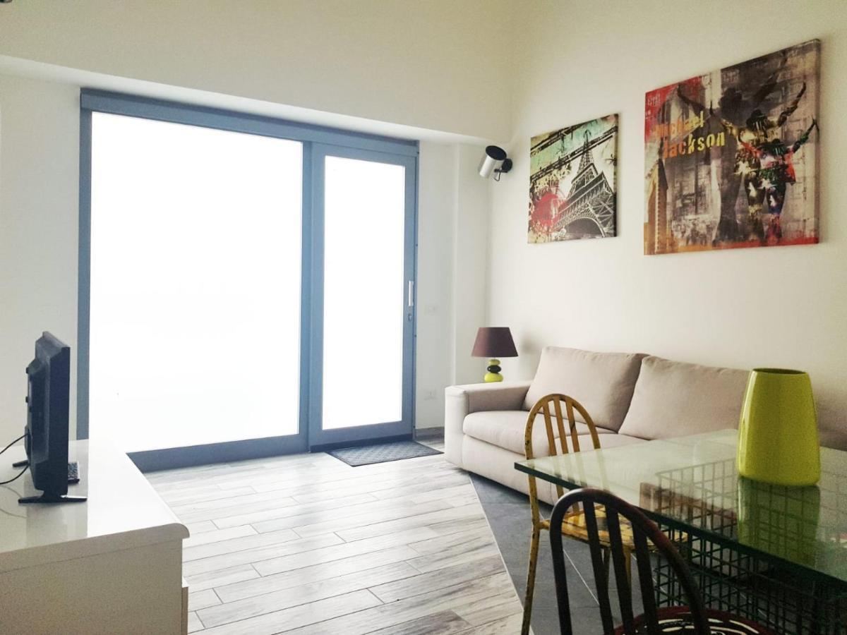 Appartamento Zuretti 53 Mailand Exterior foto